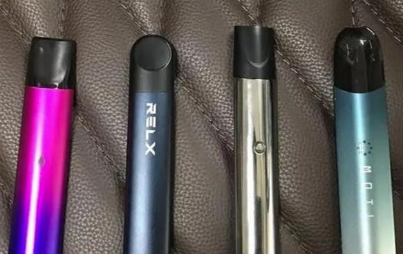 柚子电子烟充电提示灯 柚子电子烟充电白色灯闪烁